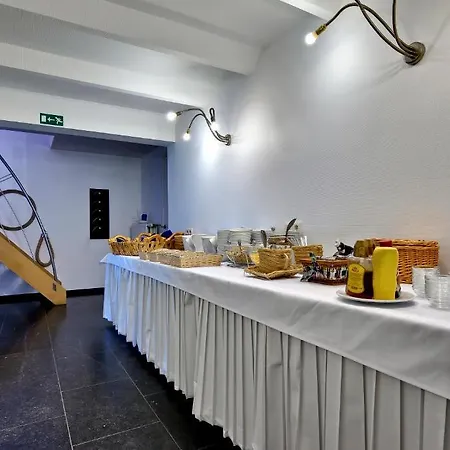 Boutique Azur ホテル 3*