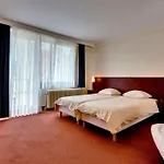 Azur Hotel