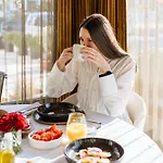 Azur Hotel 3*