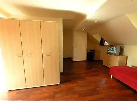 Boutique Azur מלון