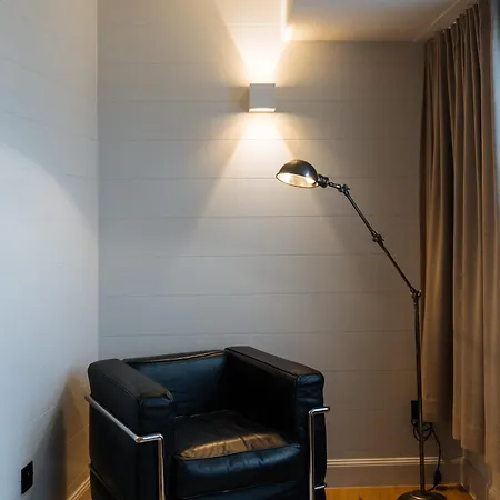 Boutique Azur מלון 3*