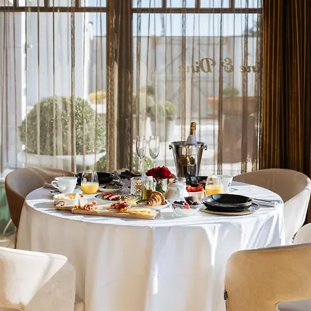 Boutique Azur دي هان