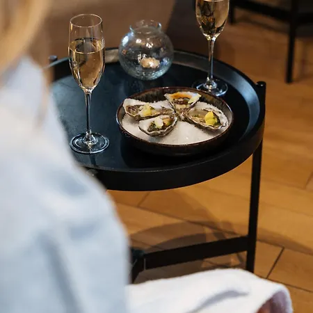 Boutique Azur فندق